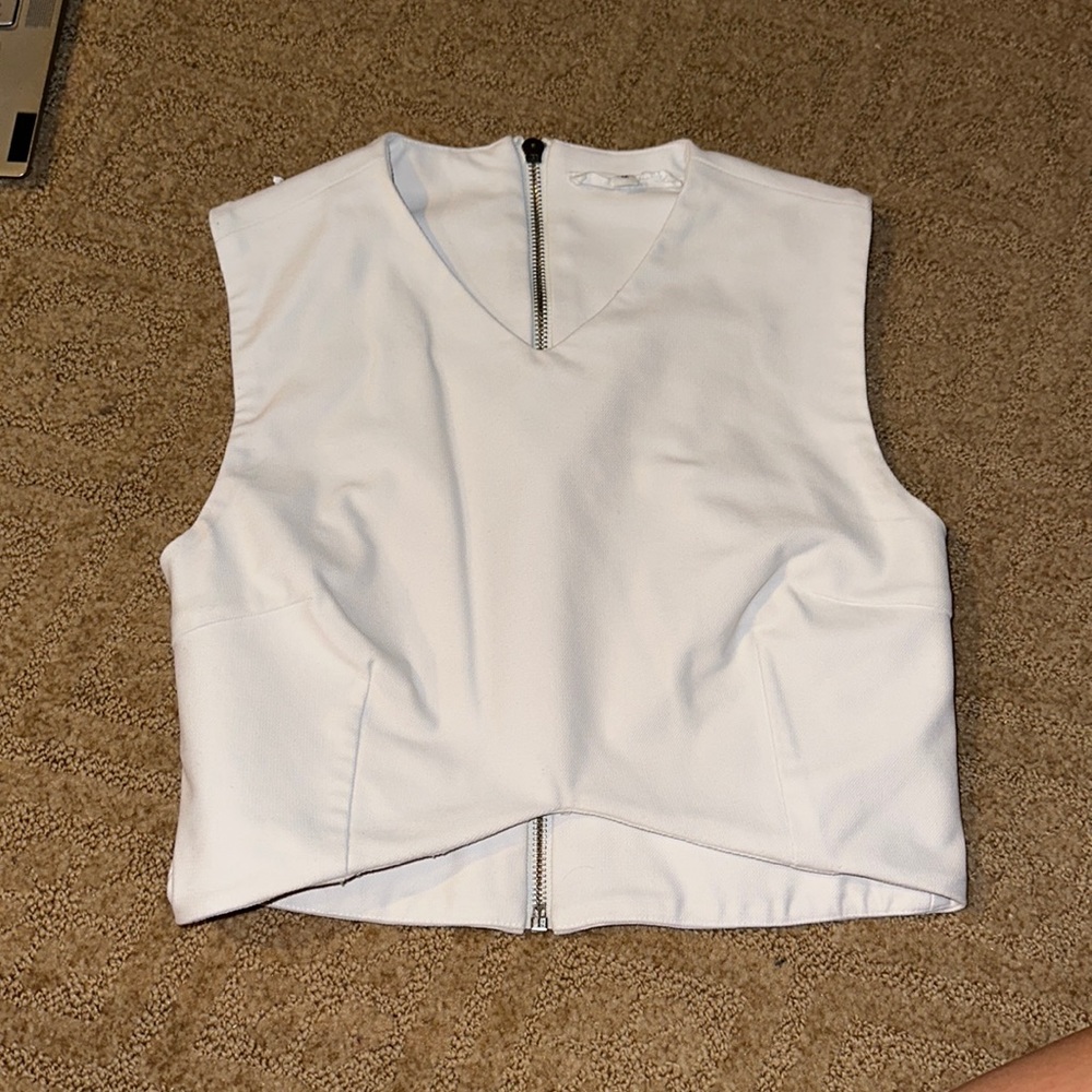 White Cropped Olivaceous Medium